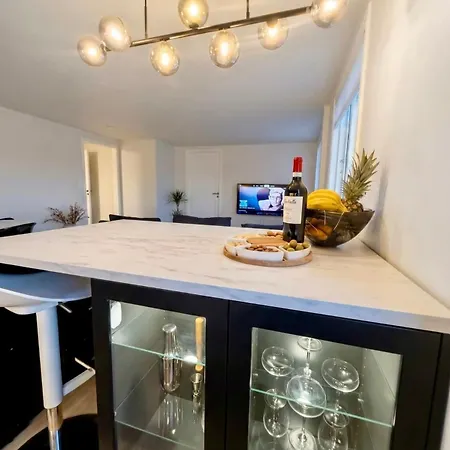 Modern Waterfront 4br With Dock & Free Parking * Stavanger