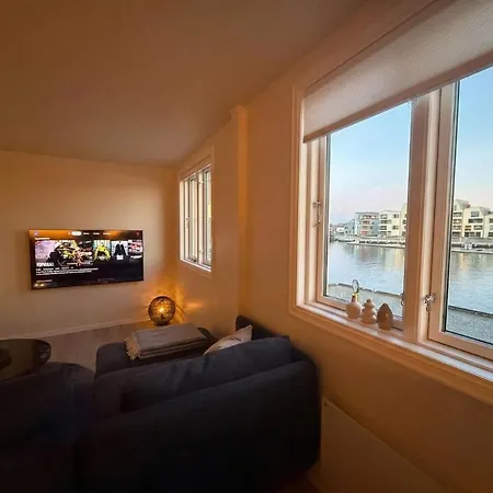 Modern Waterfront 4br With Dock & Free Parking * 스타방에르