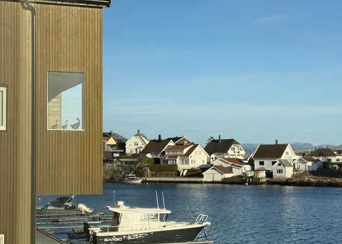 公寓 Modern Waterfront 4br With Dock & Free Parking 斯塔万格