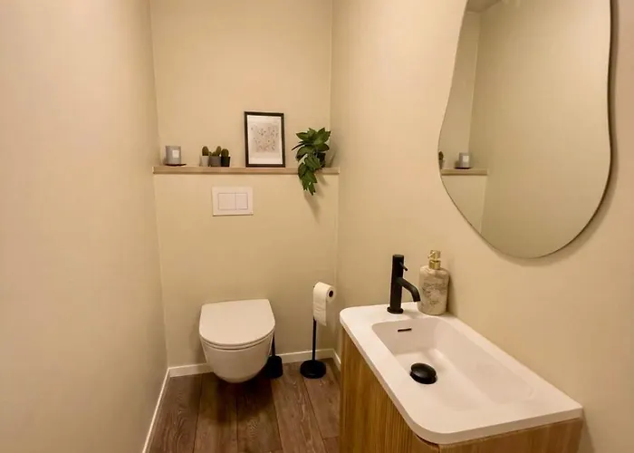 Modern Waterfront 4br With Dock & Free Parking 公寓 *