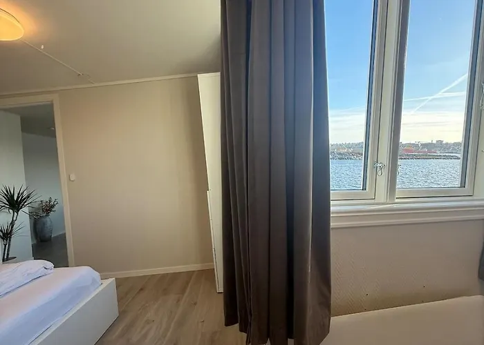 Leilighet Modern Waterfront 4br With Dock & Free Parking Stavanger