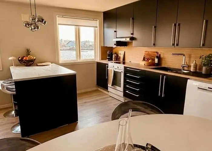 Modern Waterfront 4br With Dock & Free Parking * 斯塔万格