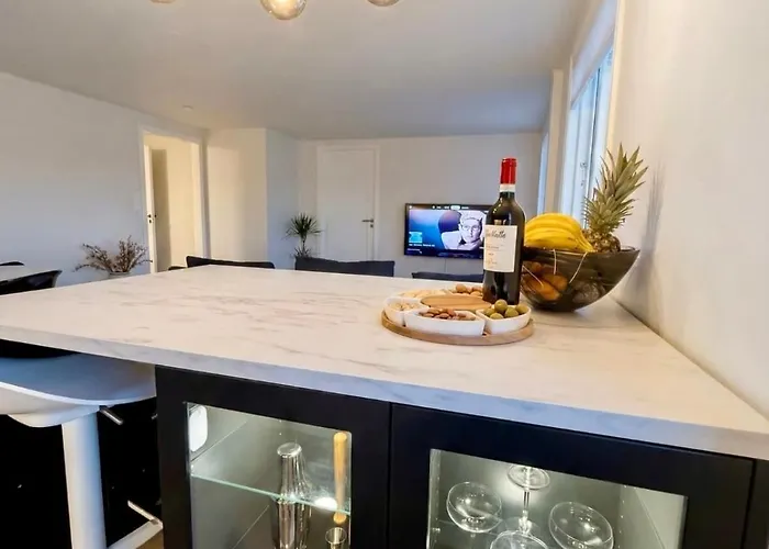 Modern Waterfront 4br With Dock & Free Parking * Stavanger